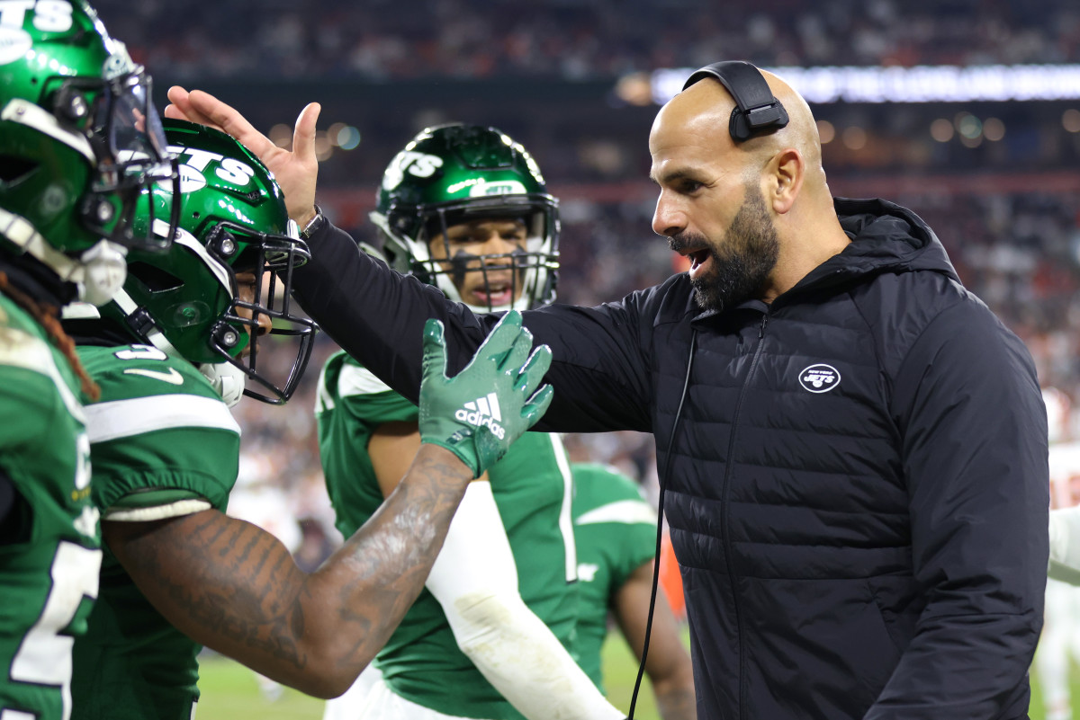 Jets' head coach Robert Saleh in Cleveland